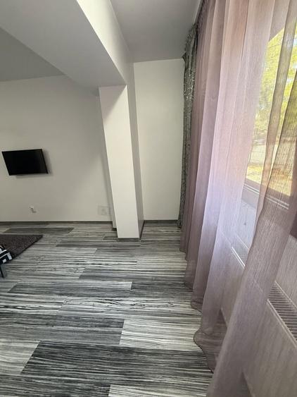 De vânzare apartament 3 camere Cartier Obor 74 mp parter