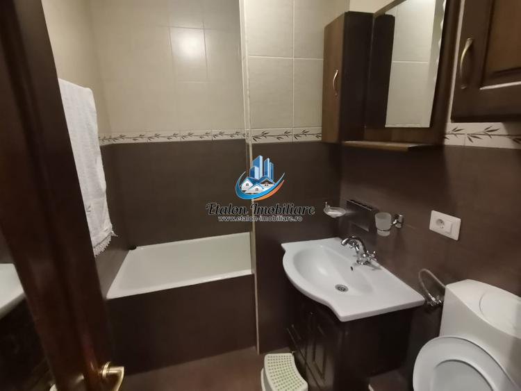 Apartament 3 camere, ultracentral, 2 balcoane, Piatra Neamt