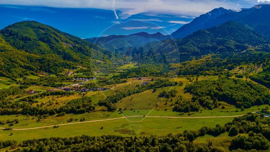 Teren Rasnov -Glajerie, Poiana Velicanului, 1447mp, la str principala