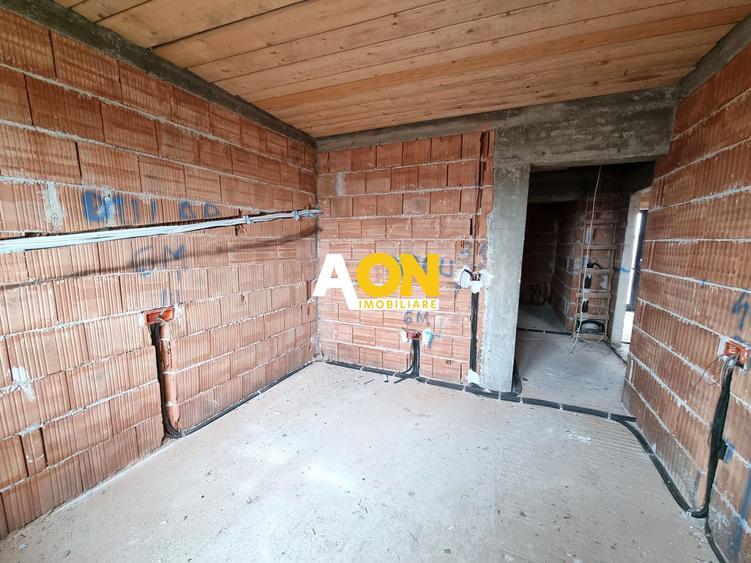 De vanzare 1/2 duplex, 4 camere, 224mp teren, Orizont