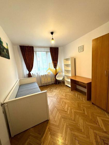 Oportunitate ! 3 camere decomandate Horea, parcare, etajul I , balcon!