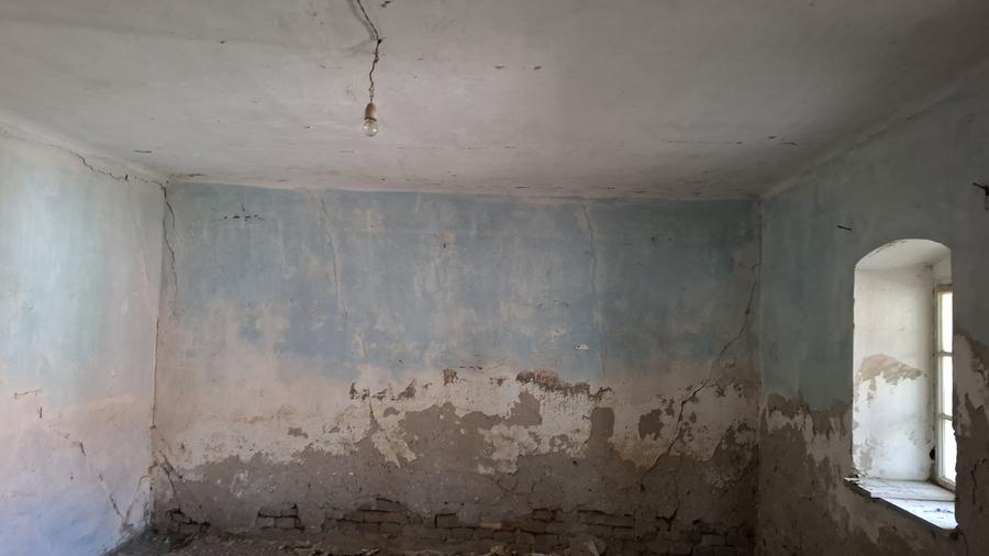 Casa pentru renovare in Nadlac cu teren 1472mp