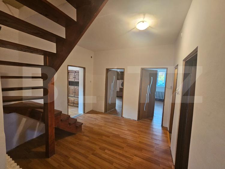 Casa spatioasa, cu 4 camere, Ocna Mureș, jud. Alba