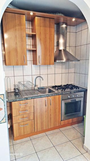 Centrul Civic, apartament cu 4 camere, 85mp utili, 175000 euro