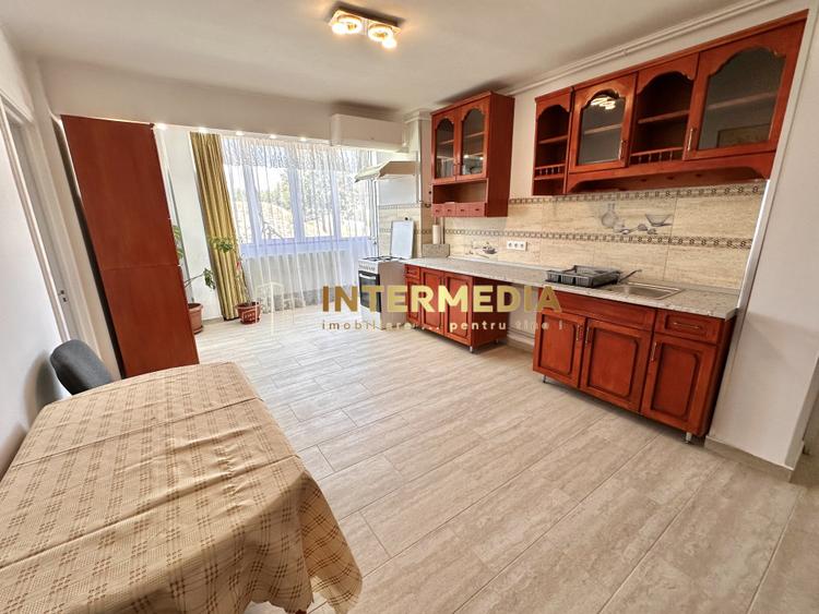 Apartament 2 Camere CENTRU de Inchiriat MOBILAT Alba Iulia zona Primariei