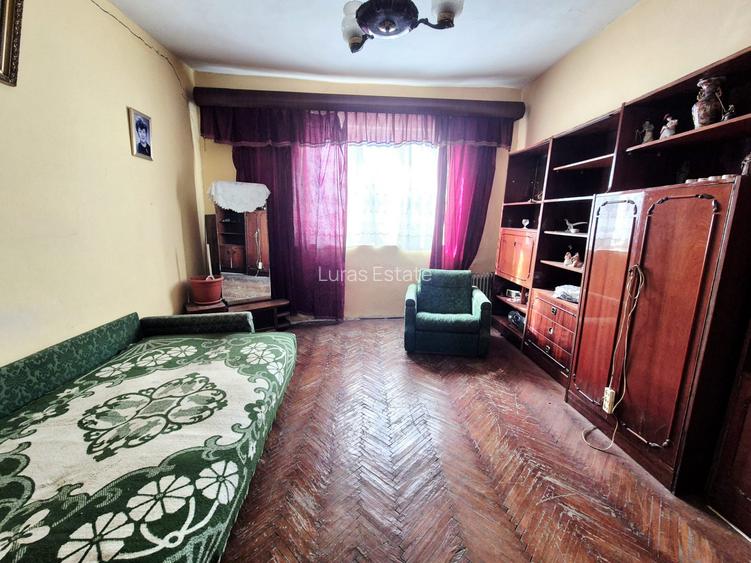 Spațiu comercial + anexe, Brătianu, vad comerical - 8