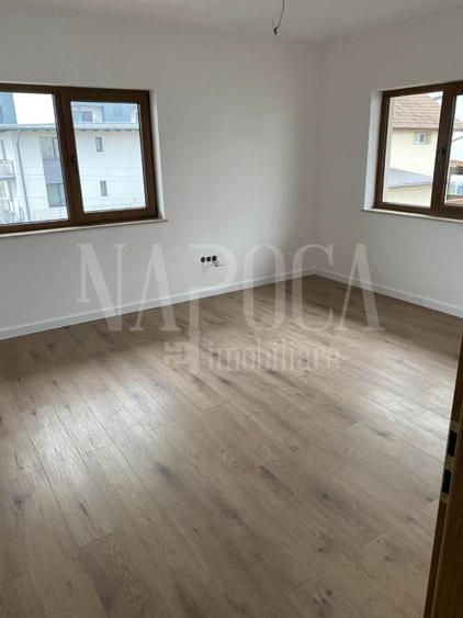 Casa 5 camere de vanzare in Apahida