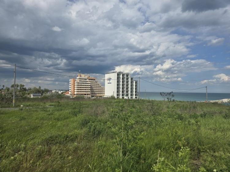 Teren intravilan Costinesti prima linie la mare