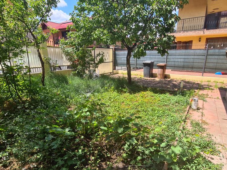 Vila P+1+M zona Militari - Pacii - str. Paralutelor constructie 2007 tip duplex
