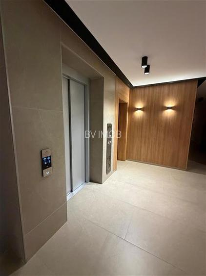 Inchiriere garsoniera decomandata,prima inchiriere, Urban Plaza, etaj 3 - 16