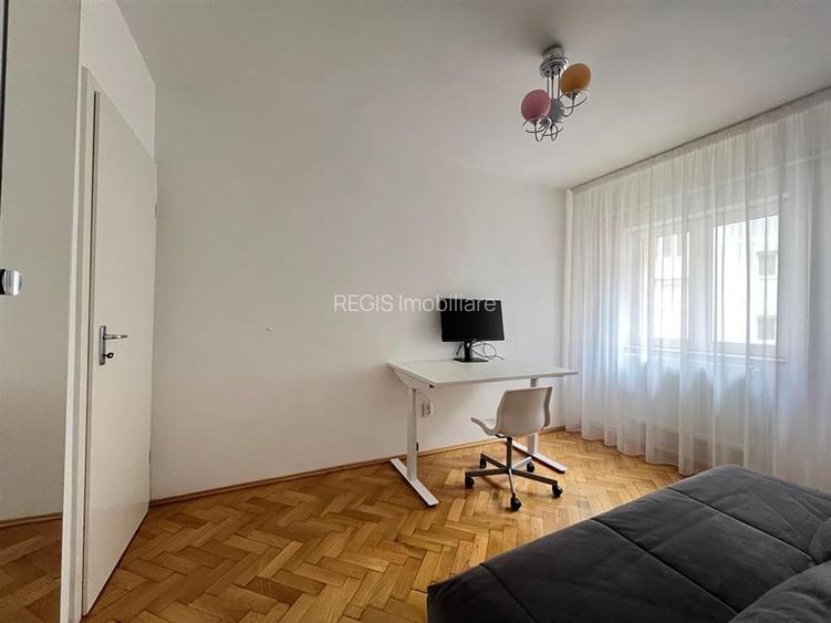 Bloc Vila Central | 3 camere la etaj intermediar cu 2 parcari - 10