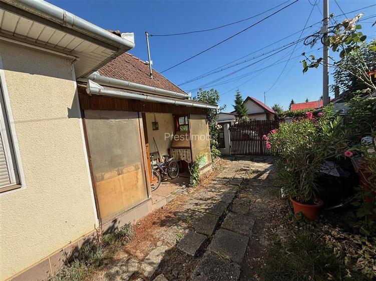 De vanzare casa in curte comuna