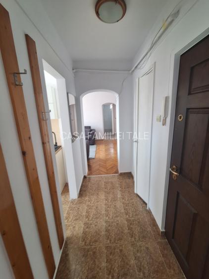 Ap cu 3 camere cu centrala proprie Zona Baile Neptun - 8