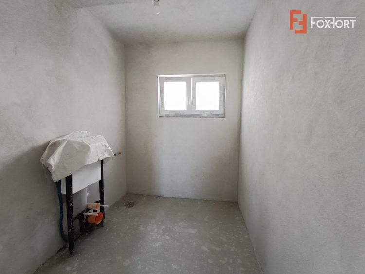 Duplex de vanzare cu 4 camere si teren de 290 mp - Giroc