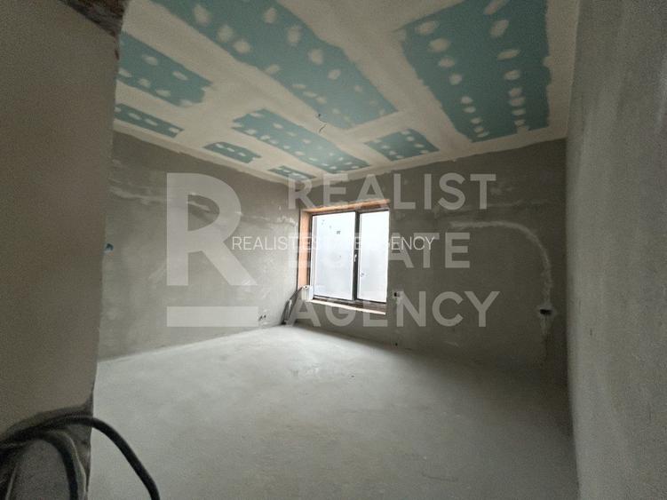 Casă P+1, 315 m² utili | Teren 1.530 m² | Pe malul lacului Ostratu - 13