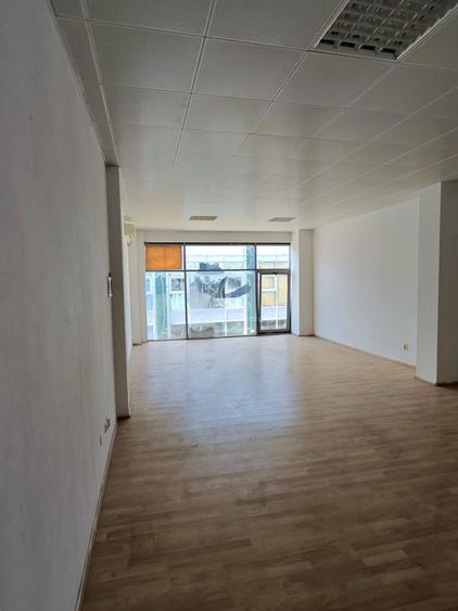Spatiu Birouri si Depozitare Voluntari Centru Comercial - Centura -Hala