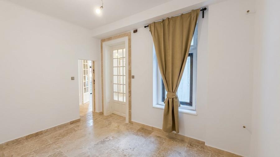Apartament renovat lângă ASE, bloc boutique, centrala proprie