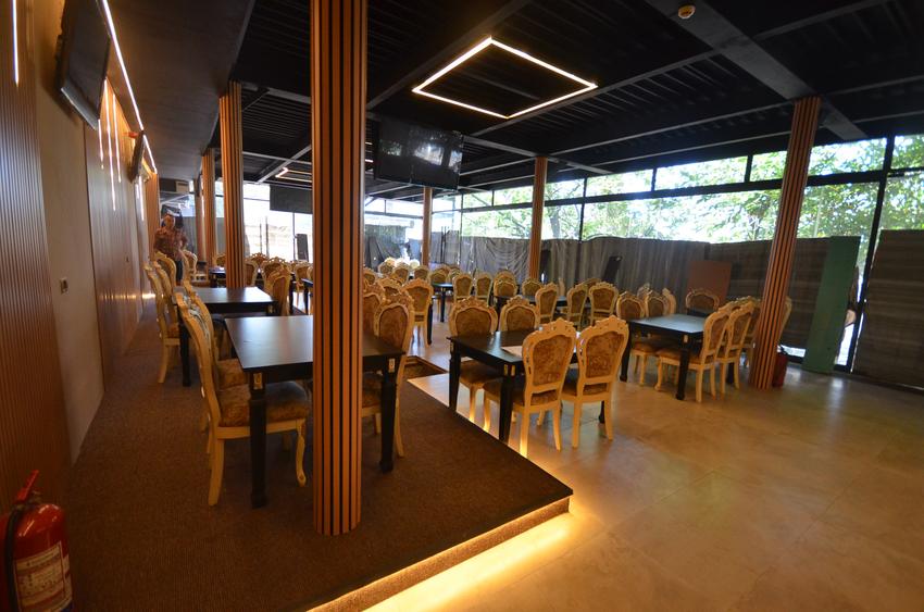 Spatiu comercial de inchiriat - 600 mp - Muncii - Decebal