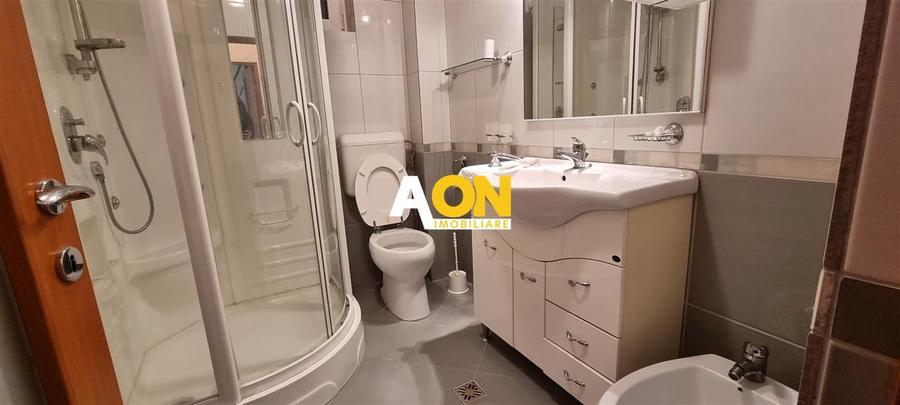 Apartament Zona Centru, Bloc nou, 6 Camere, Garaj