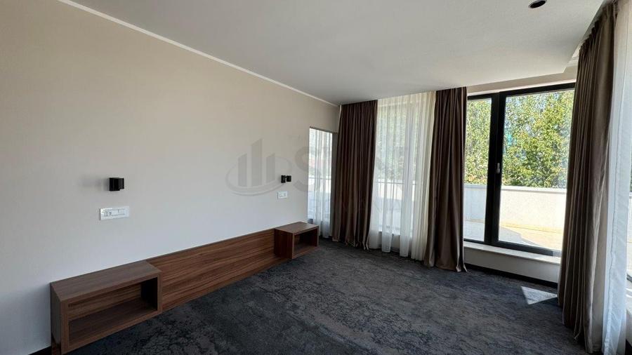 REC3001124 OPORTUNITATE l Piata Romana l Cladire 3400 mp ideal hotel l clinica m