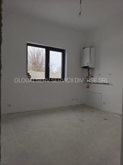 FARA COMISIOANE in Bolintin casa cu 5 camere P+1  asfalt curent 380v canal apa - 16