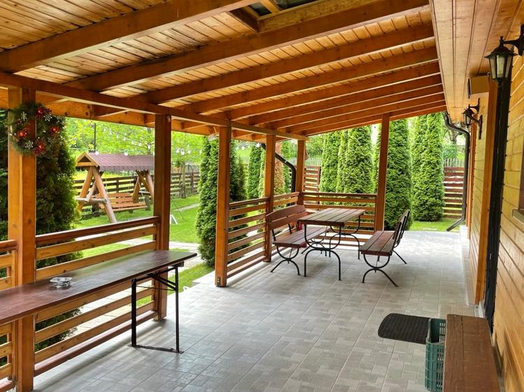 Cabana lacul Izvorul Muntelui Bicaz sat Izvorul Alb/ Baicu cu utilitati mobilat