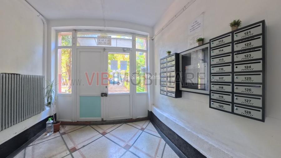 Metrou Eroii Revolutiei - 2 camere mobilat/utilat -renovat - 8