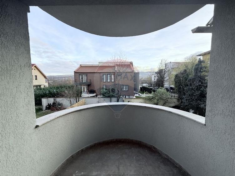 Casă / Vilă de închiriat în  Buna Ziua
