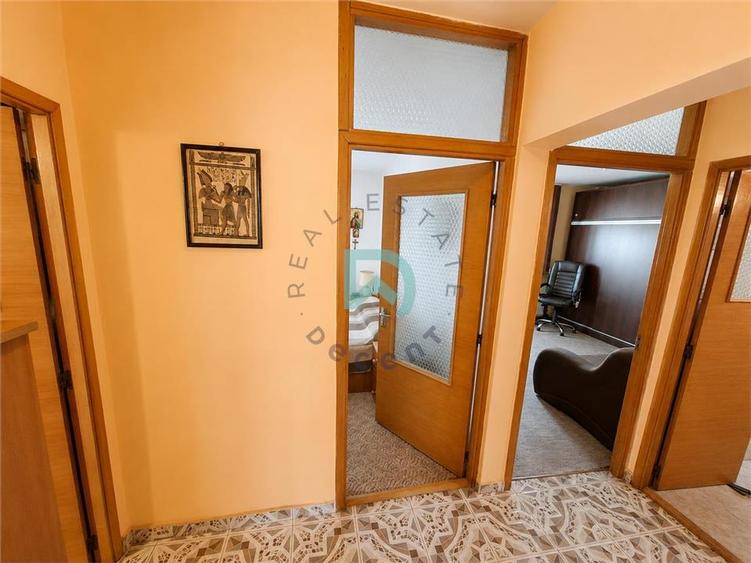 Apartament 3 camere Vlahuta, 70 mp - Brasov