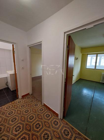 4 camere Pantelimon, et. 5, an 1976, 85 mp, anvelopat