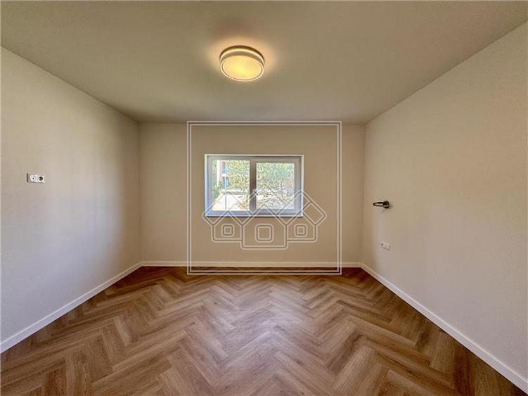 Penthouse 4 camere si terasa 15,44 mp - 3 bai si dressing