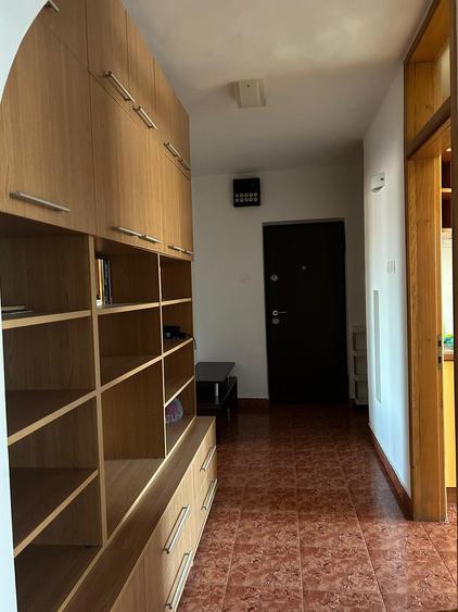 Unirii, Matei Basarab, apartament decomandat, spatios, 4/5,lift, mobilat complet
