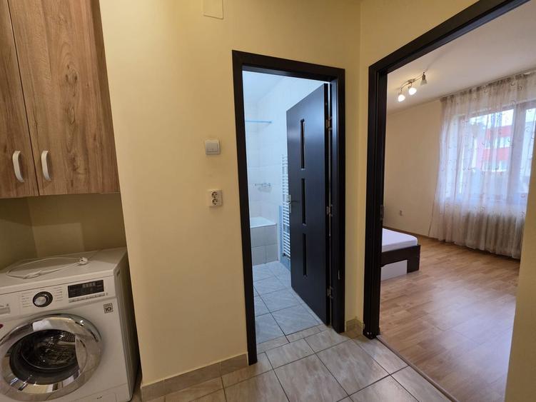 Apartament 3 camere, finisat modern, etaj 3, bloc cu lift, Brancusi