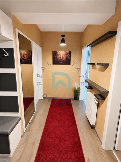 Apartament 3 camere Tractorul, 77 mp - Brasov