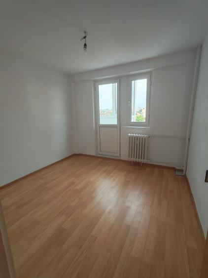 Titulescu 4 camere pregatit pentru vanzare