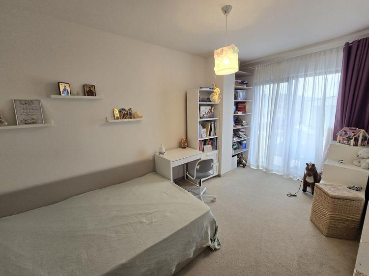 Duplex 4 camere, mobilat si utilat zona VIVO