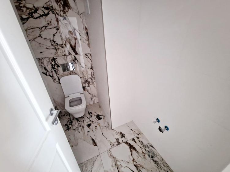 Penthouse cu 4 camere, 416mp inclus terasa , la 200 m de rond Pipera