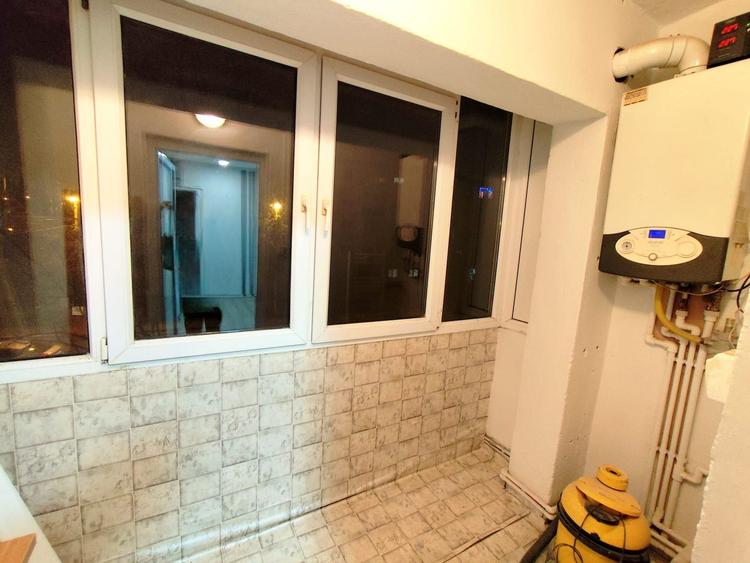 APARTAMENT 3 CAMERE DECOMANDAT ZONA CET