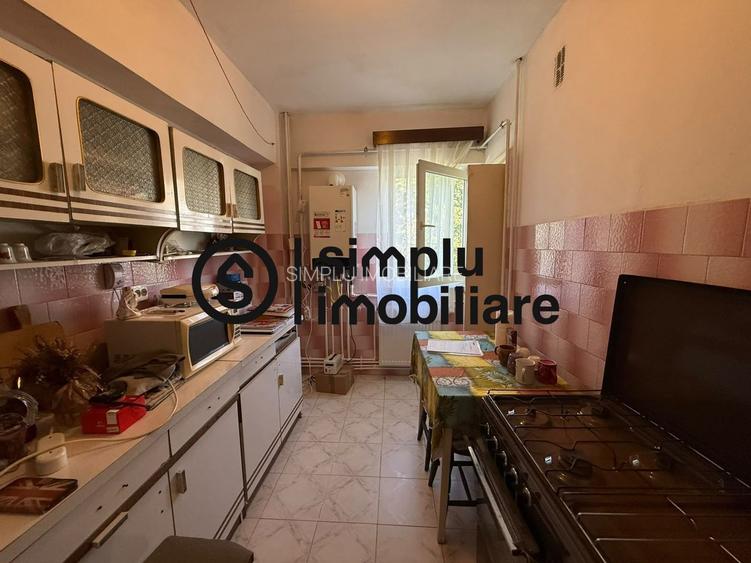 3 camere decomandate, etaj 3/4, Calea Bucuresti - 136 990  Euro - 10