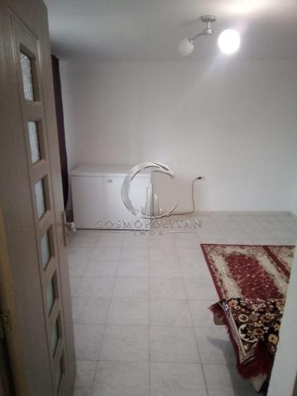 Casa in comuna Sageata BZ teren 3000mp renovata recent Pret: 39.000 euro