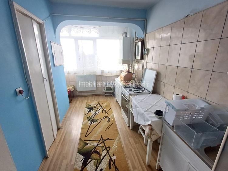 Vanzare 2 camere, zona Marna-Imobiliare MAXICONFORT - 4