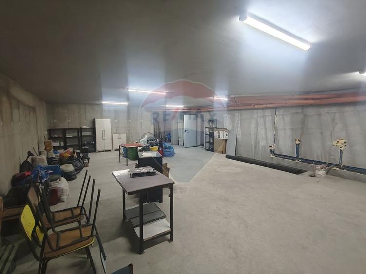 Spatiu depozitare de 100mp, cu parcare, de inchiriat in zona Iris