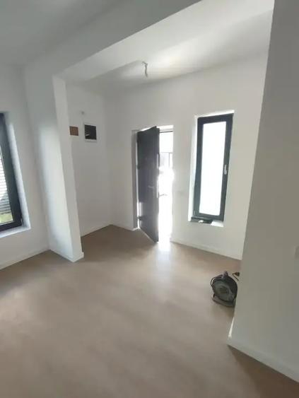 Vila superba tip duplex mutare imediata Pallady metrou Republica