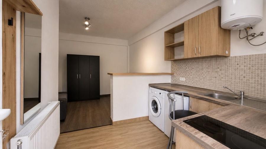 Apartament de închiriat zona Soarelui o camera  – disponibil imediat