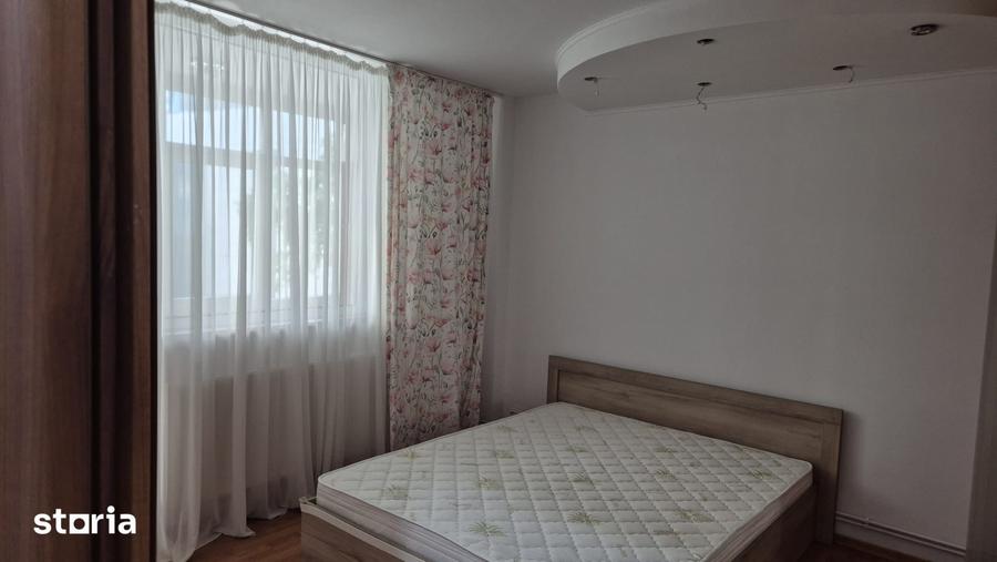 Apartament 3 Camere | Titan | Decomandat | Balcon | Centrala Proprie | Parcare