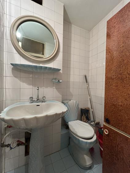 Apartament 3 camere, decomandat, etaj 2, 65mp, 2 bai - zona Sagului
