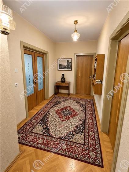 Apartament cu 3 camere la vila 115 mp utili langa Parcul Sub Arini