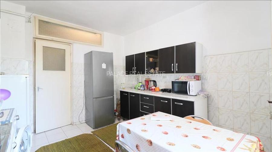 Apartament de 3 camere decomandat, etaj 3, 2 bai - Pacurari - 8