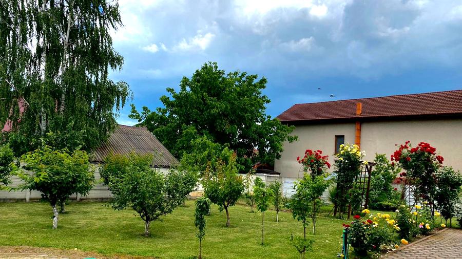 Casa D+P+1 Garaj dublu 2 Terase 925 mp Teren CETATE Kaufland Finisata Mobilata