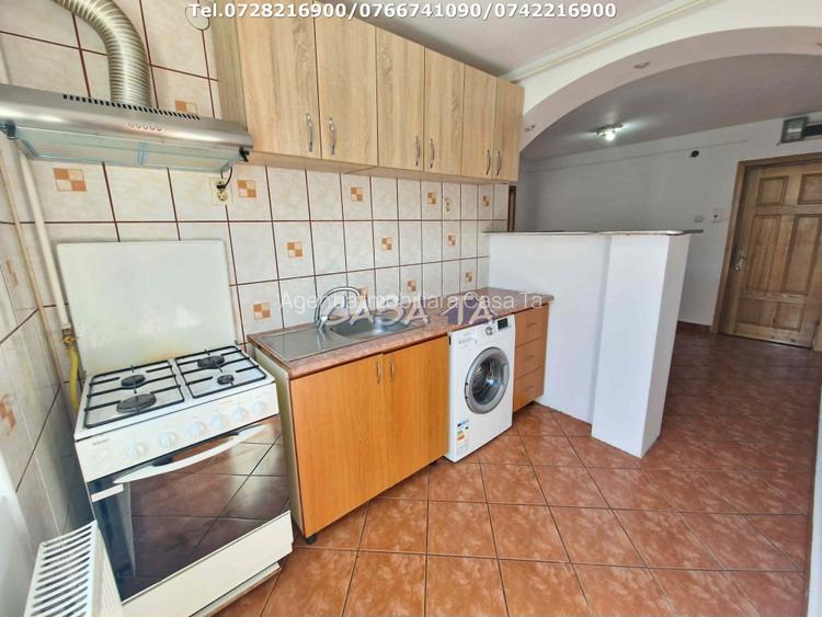 Inchiriere apartament 3 camere, Str.Zambilelor - 7